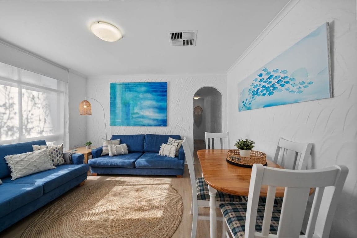 Furnished 2 Bedroom House in Glenelg North