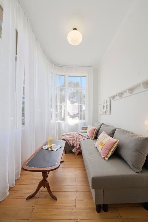 Furnished 3 Bedroom House in Glenelg