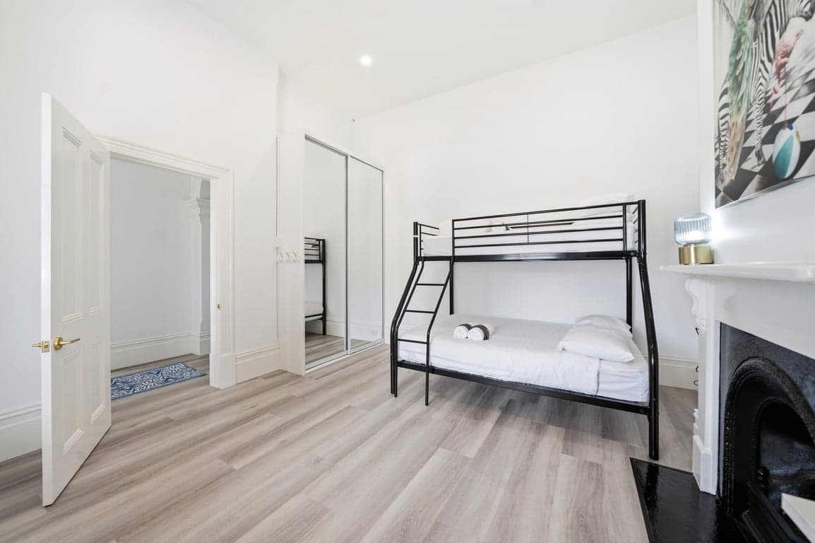 Furnished 3 Bedroom House in Glenelg