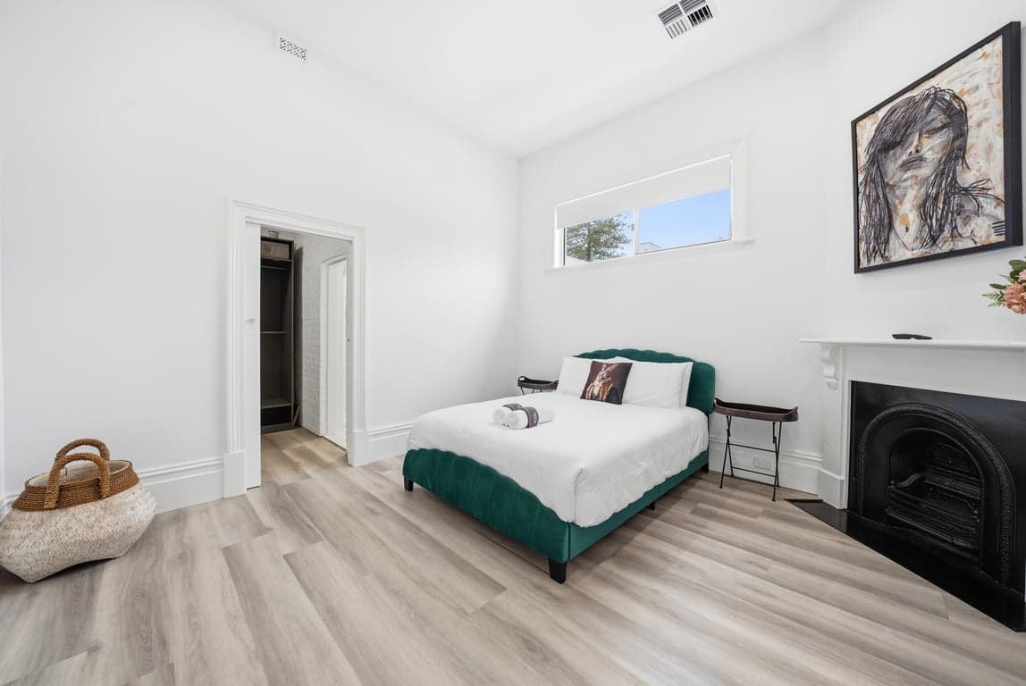 Furnished 3 Bedroom House in Glenelg