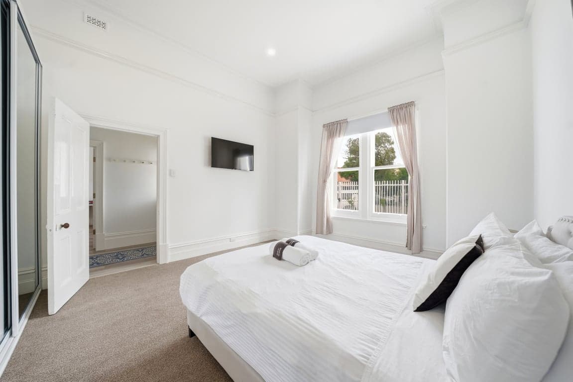 Furnished 3 Bedroom House in Glenelg