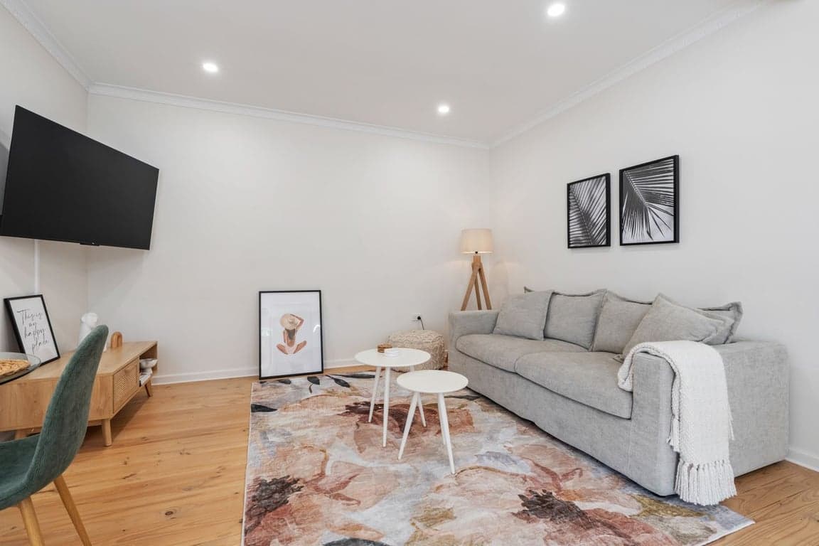 Furnished 1 Bedroom House in Glenelg