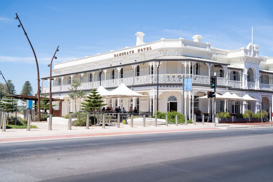 Furnished 2 Bedroom House in West Beach