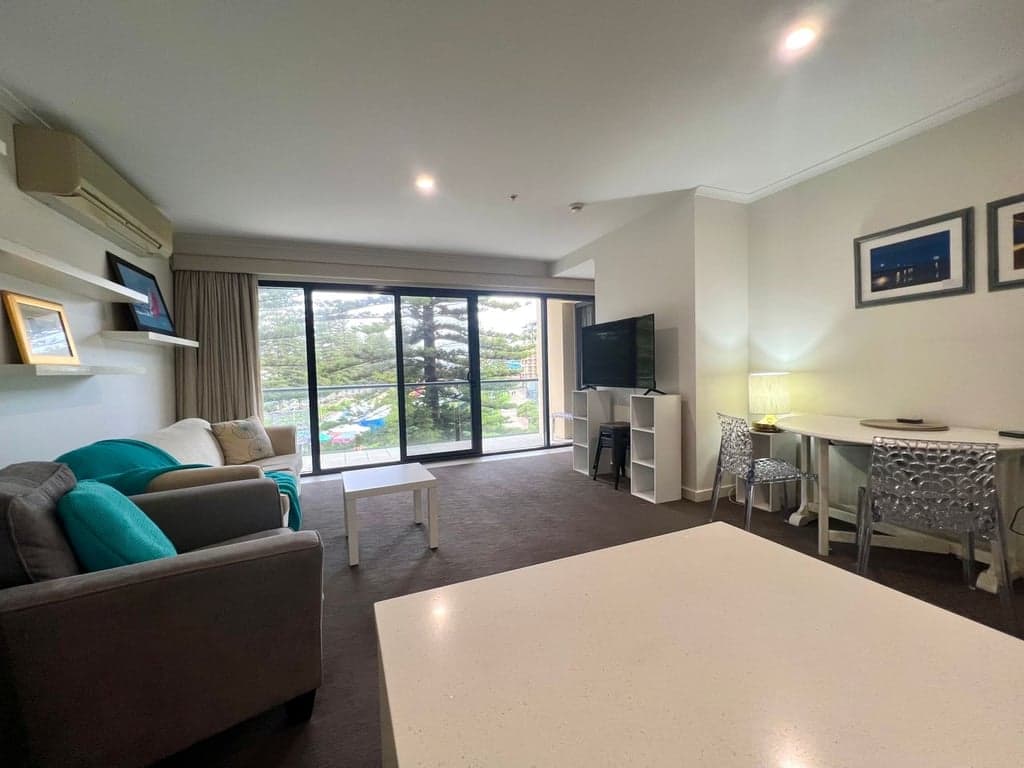 Furnished 1 Bedroom House in Glenelg