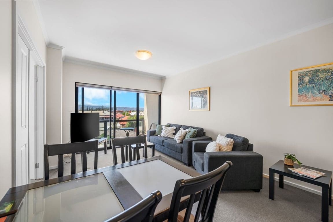 Furnished 2 Bedroom House in Glenelg