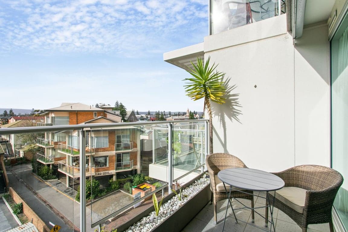 Furnished 2 Bedroom House in Glenelg