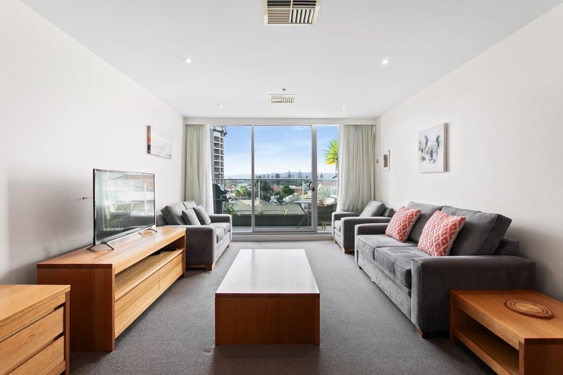 Furnished 2 Bedroom House in Glenelg