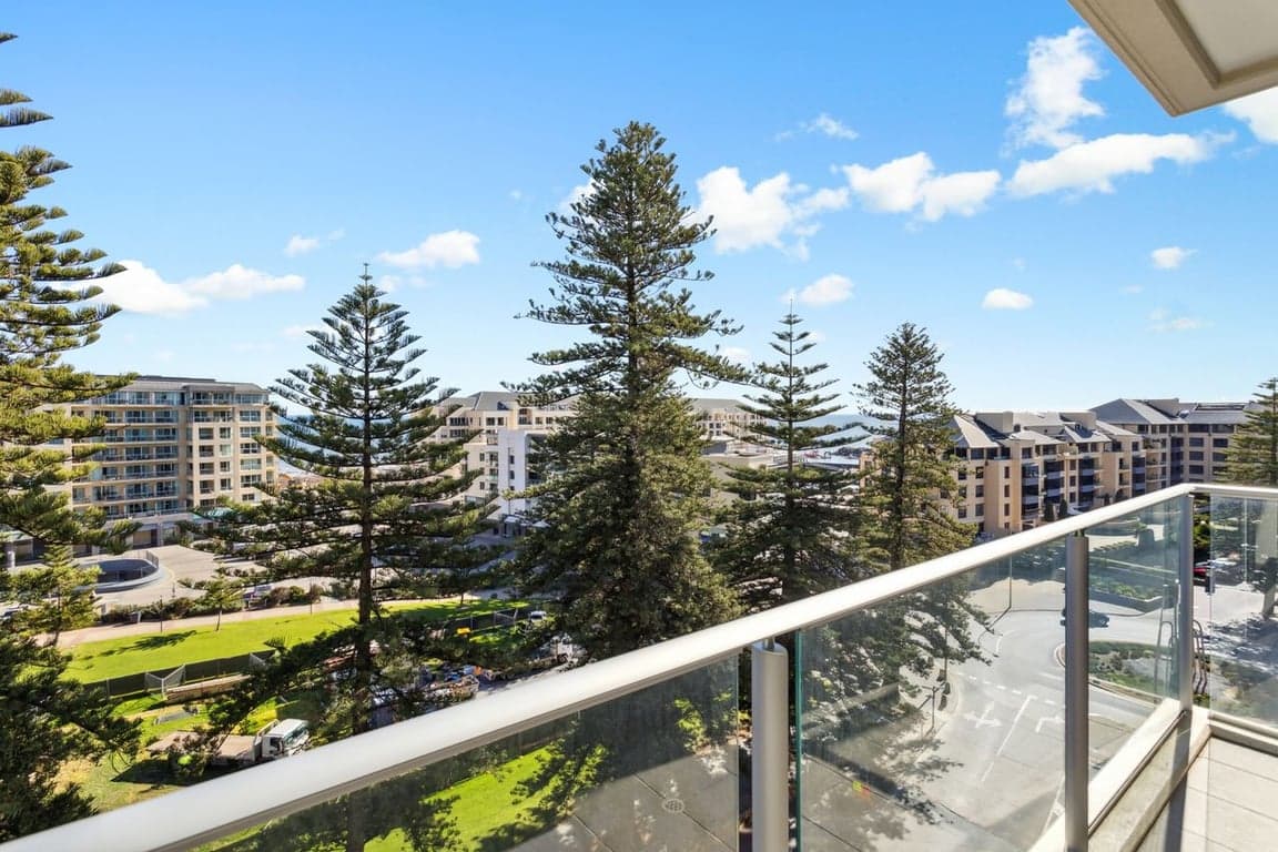 Furnished 2 Bedroom House in Glenelg