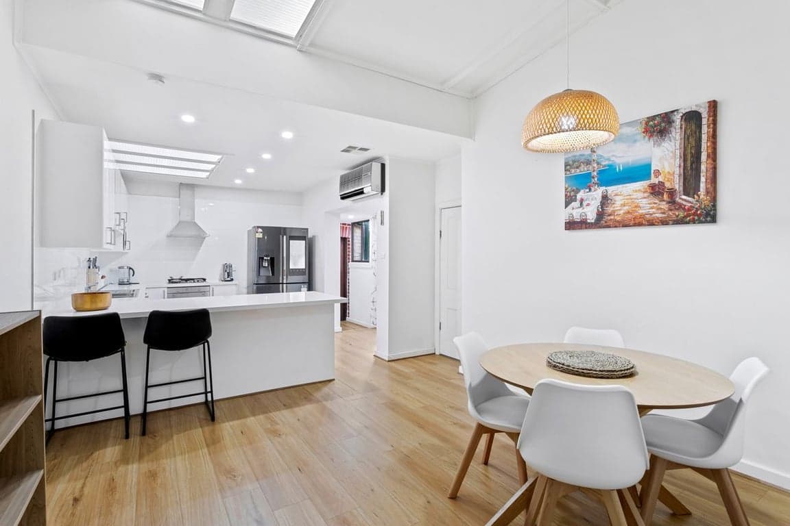 Furnished 2 Bedroom House in Glenelg