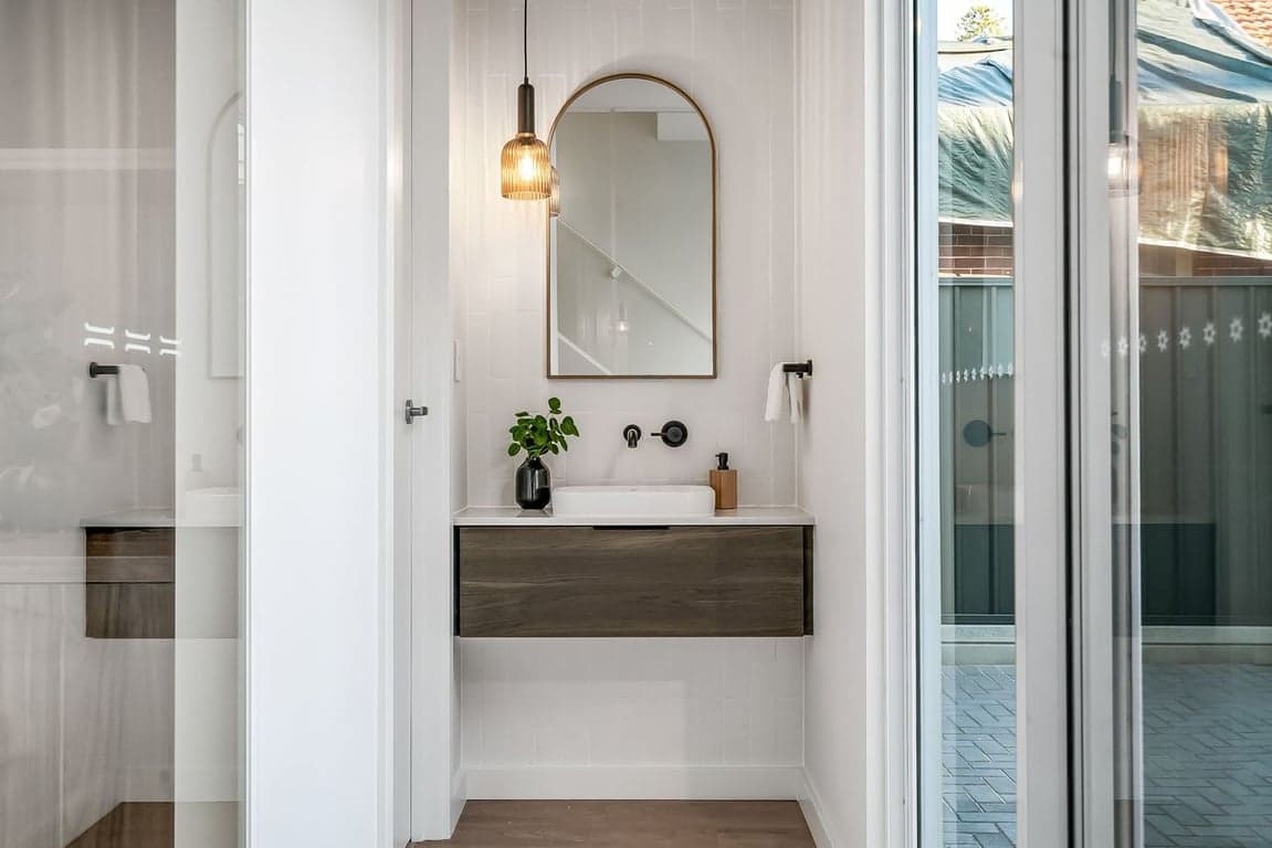 Furnished 4 Bedroom House in Henley Beach