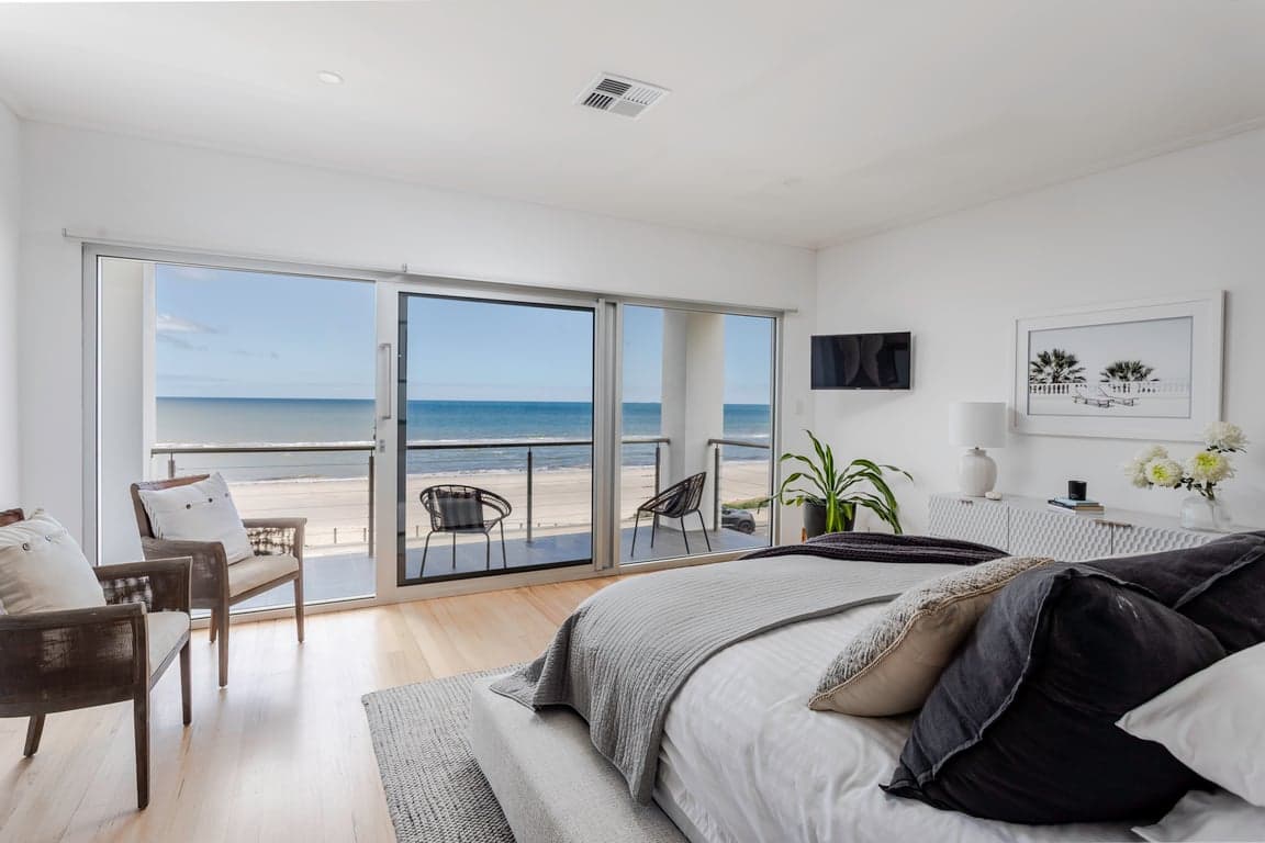 Furnished 4 Bedroom House in Henley Beach South