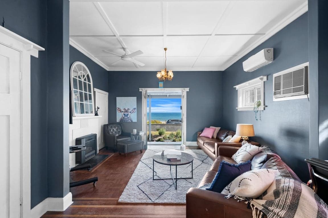 Furnished 2 Bedroom House in Henley Beach South