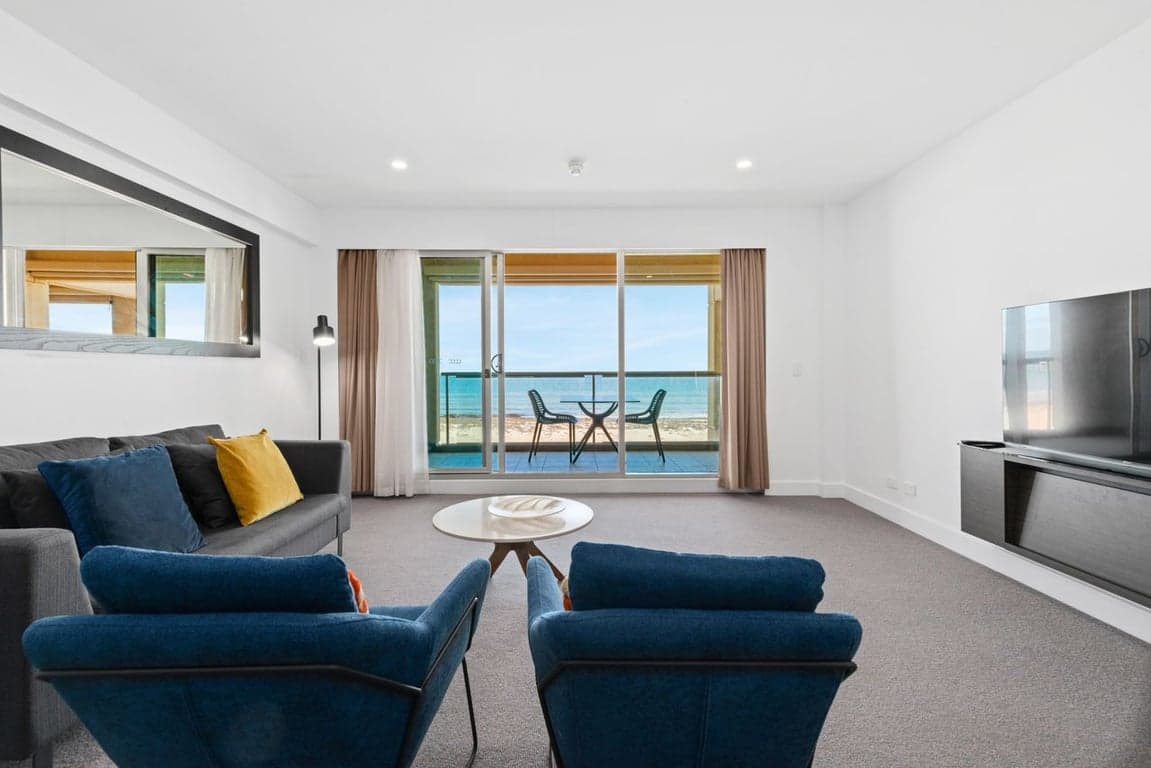 Furnished 3 Bedroom House in Glenelg