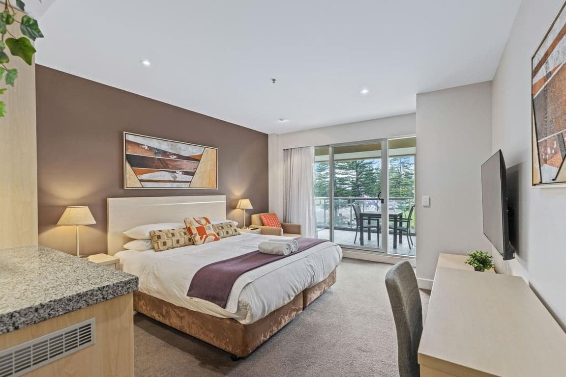 Furnished 3 Bedroom House in Glenelg