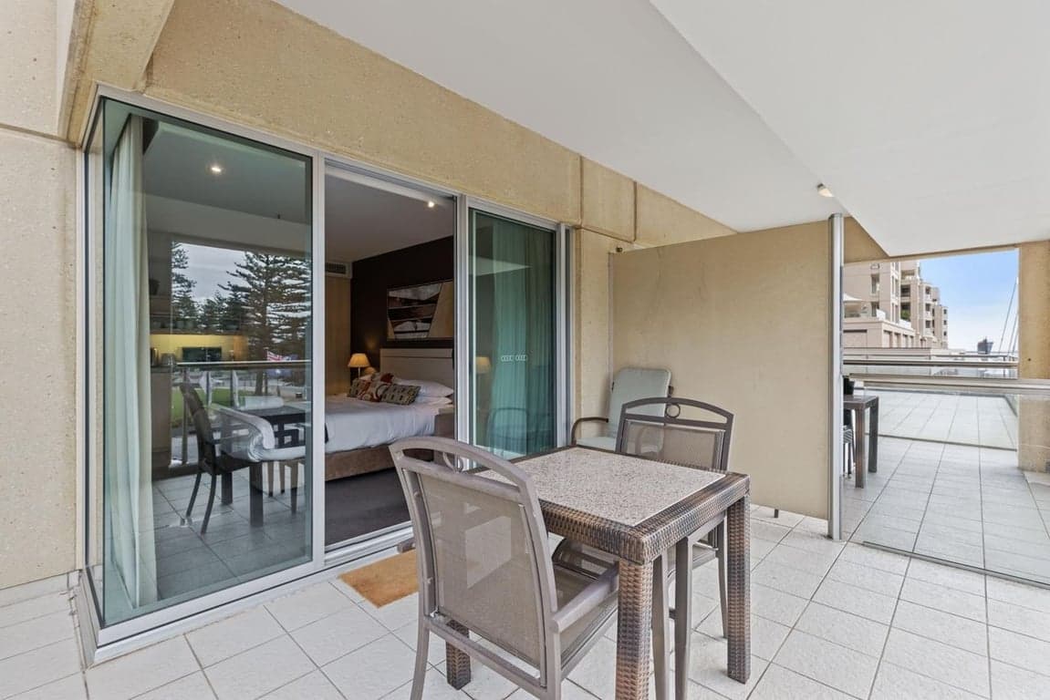 Furnished 1 Bedroom House in Glenelg