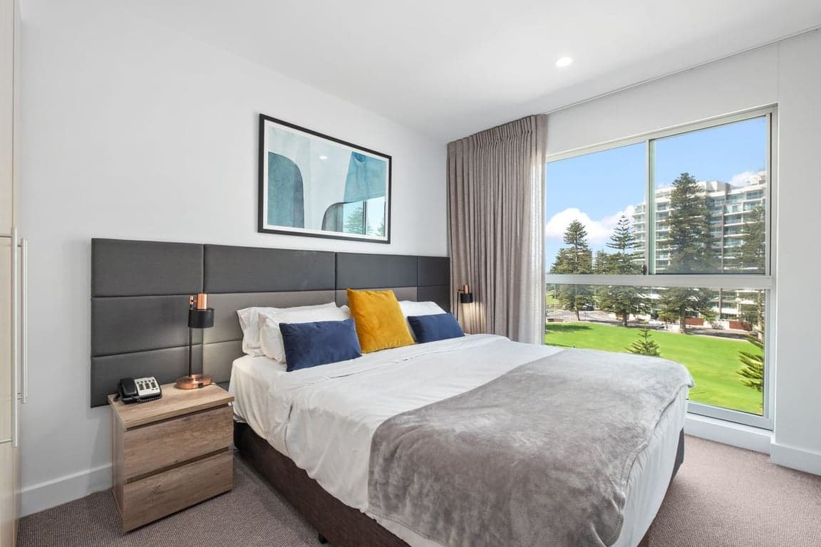 Furnished 1 Bedroom House in Glenelg