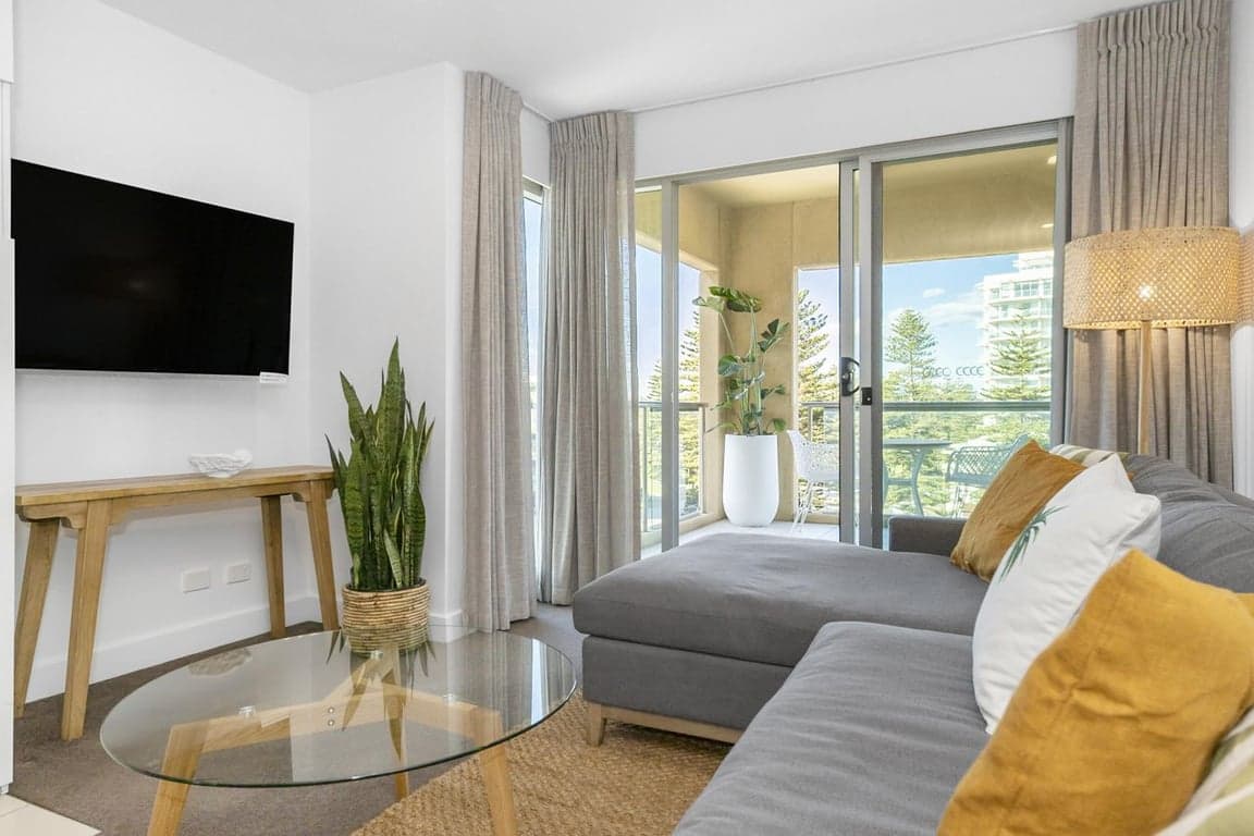 Furnished 1 Bedroom House in Glenelg
