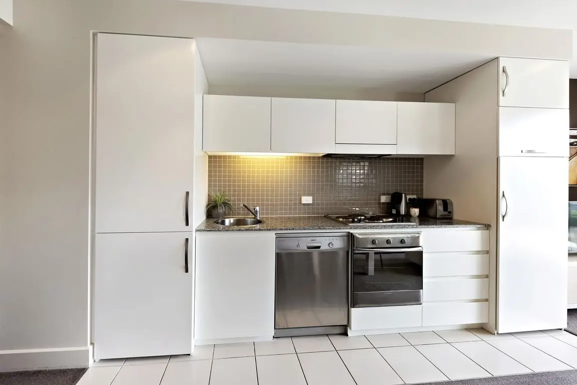 Furnished 1 Bedroom House in Glenelg