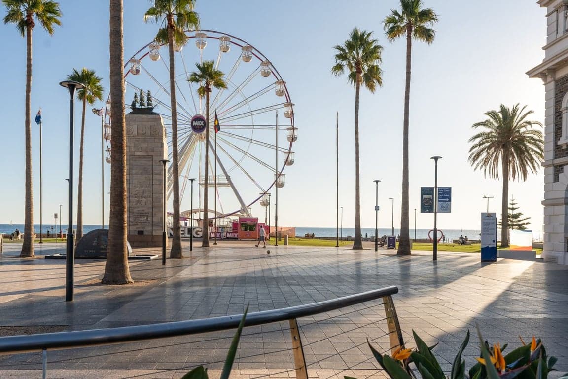 Furnished 1 Bedroom House in Glenelg