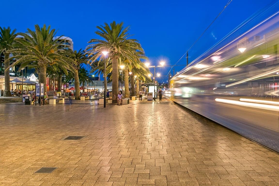 Furnished 1 Bedroom House in Glenelg