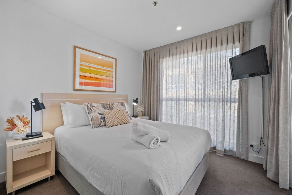Furnished 1 Bedroom House in Glenelg