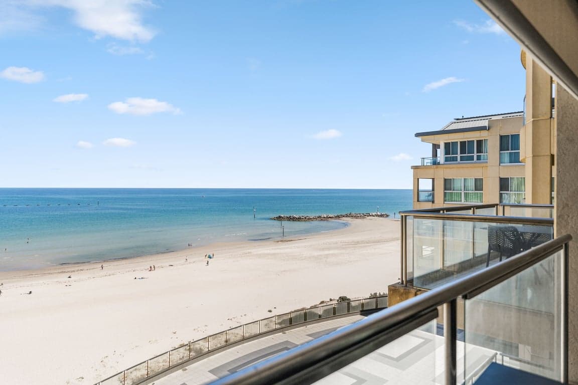 Furnished 2 Bedroom House in Glenelg