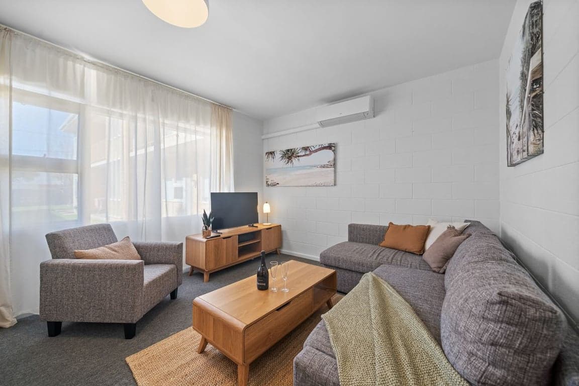 Furnished 2 Bedroom House in Glenelg
