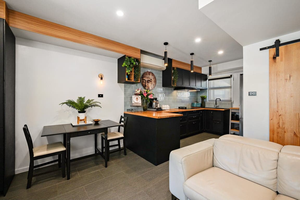 Furnished 1 Bedroom House in Glenelg