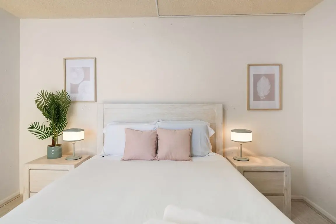 Furnished 3 Bedroom House in Glenelg