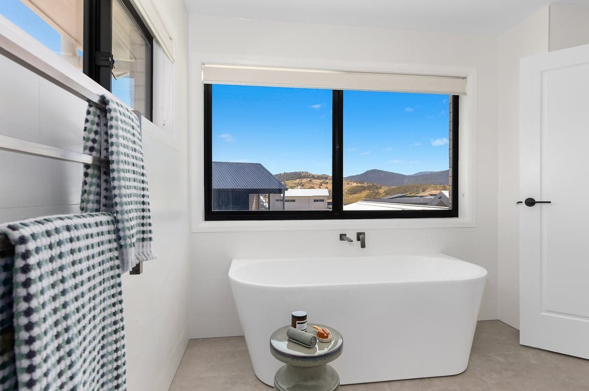 Furnished 4 Bedroom House in Jindabyne