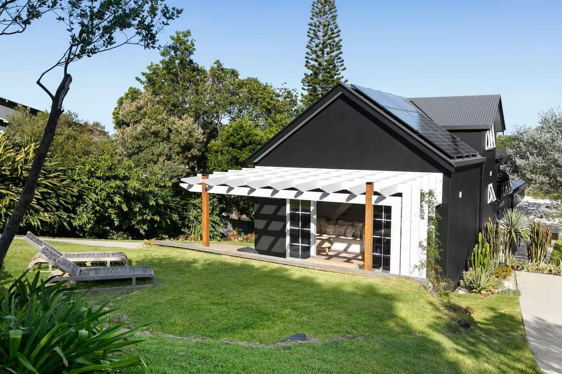 Furnished 8 Bedroom House in Lennox Head