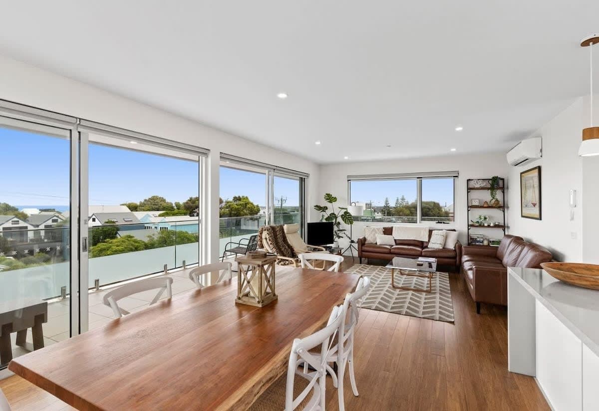 Furnished 2 Bedroom Apartment in Ocean Grove