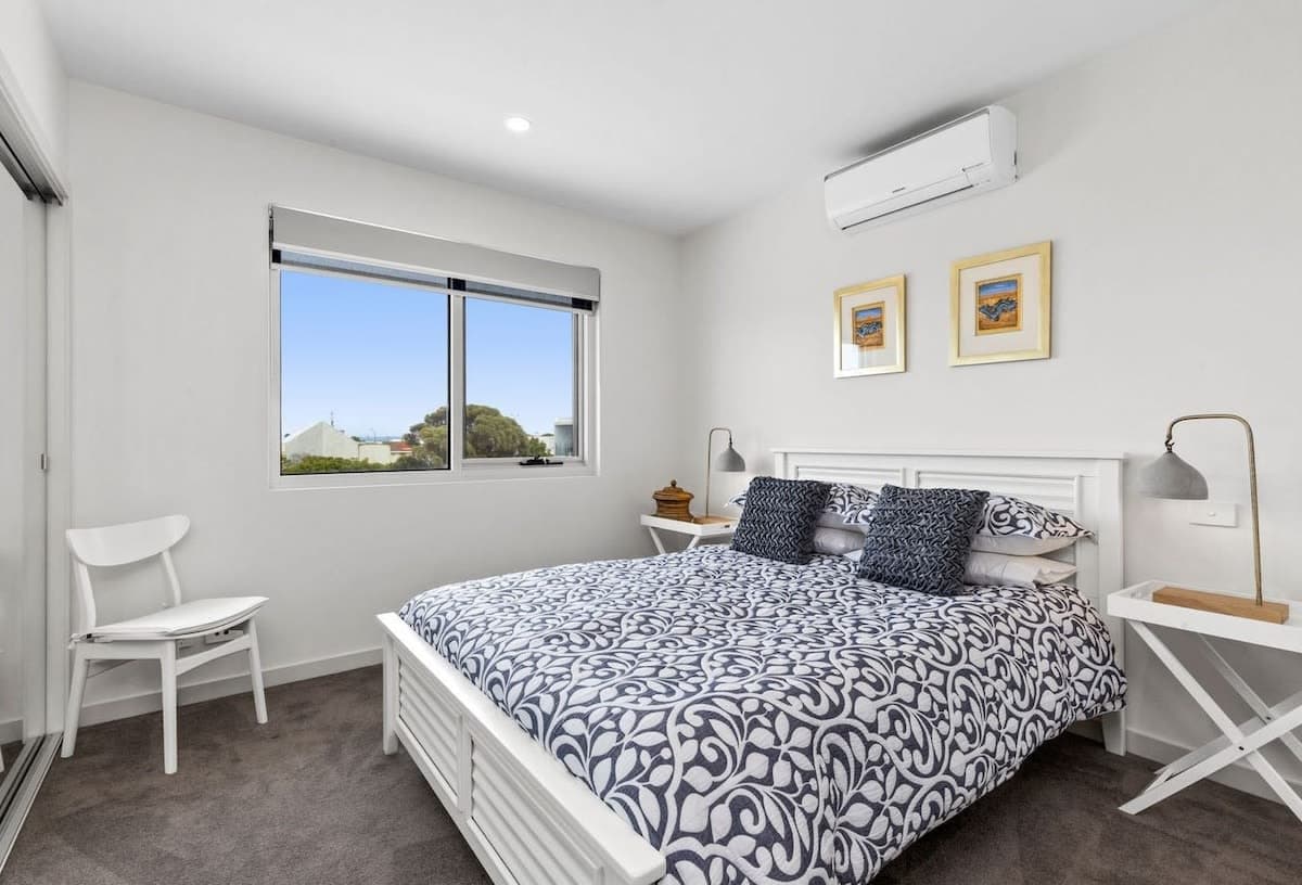 Furnished 2 Bedroom Apartment in Ocean Grove