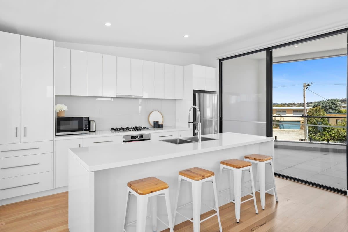 Furnished 3 Bedroom Rental in Torquay