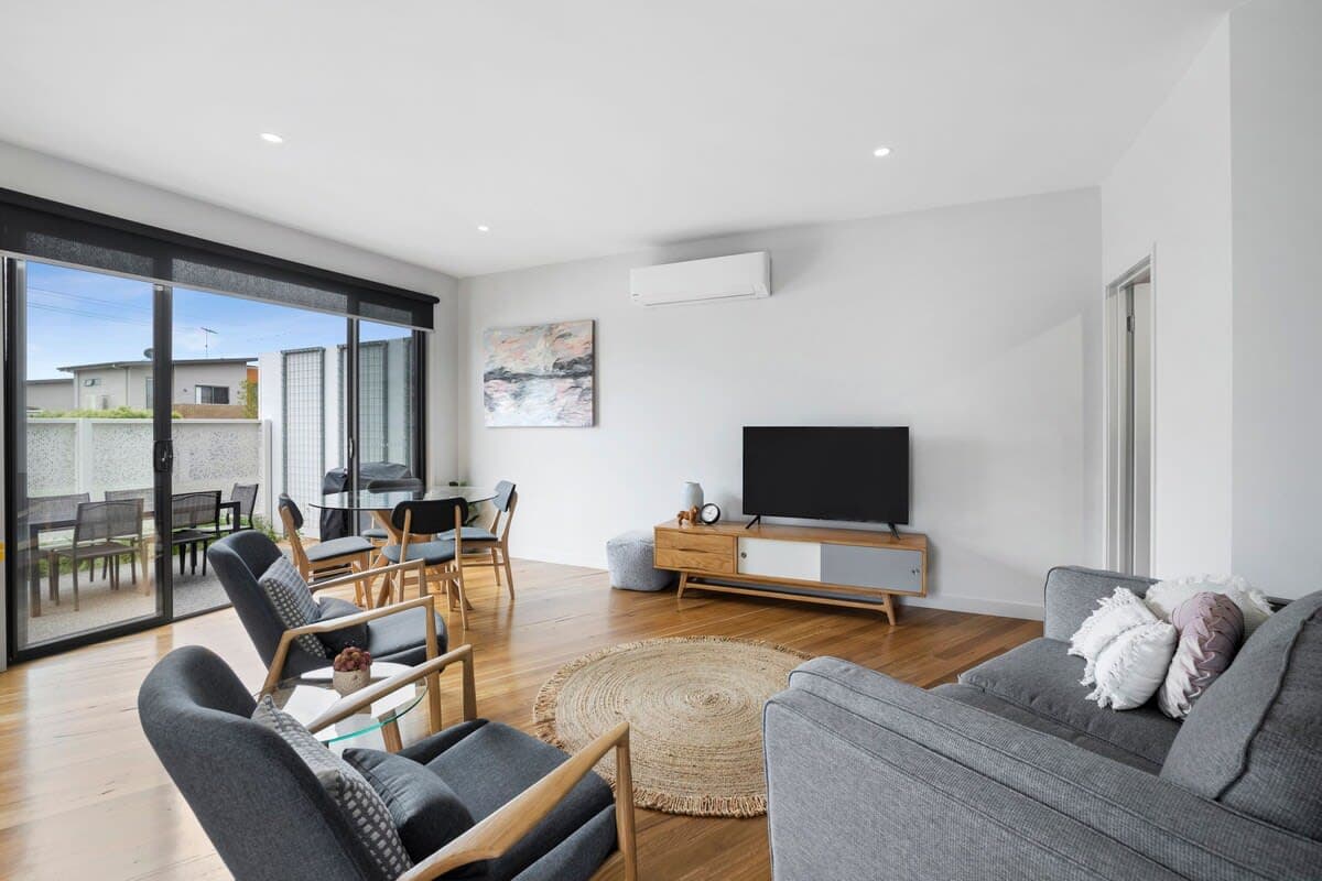Furnished 3 Bedroom House in Torquay