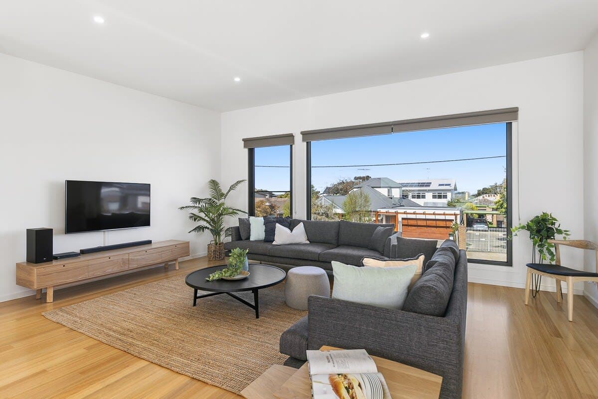 Furnished 3 Bedroom House in Torquay