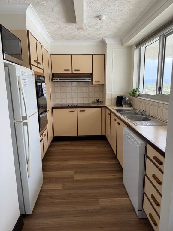 Furnished 2 Bedroom Apartment