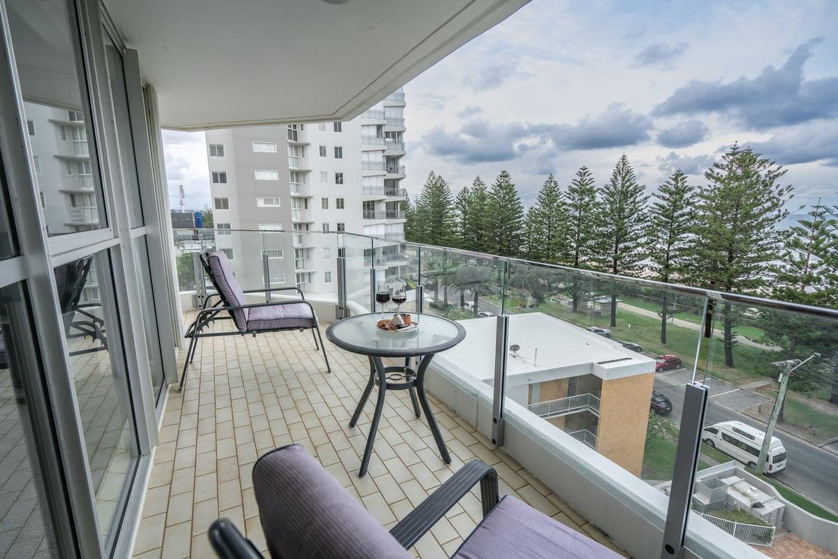 Furnished 2 Bedroom Apartment