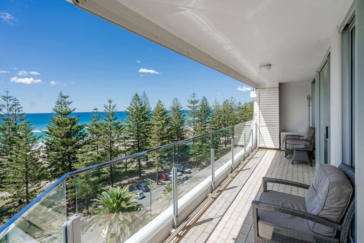 Furnished 2 Bedroom Apartment