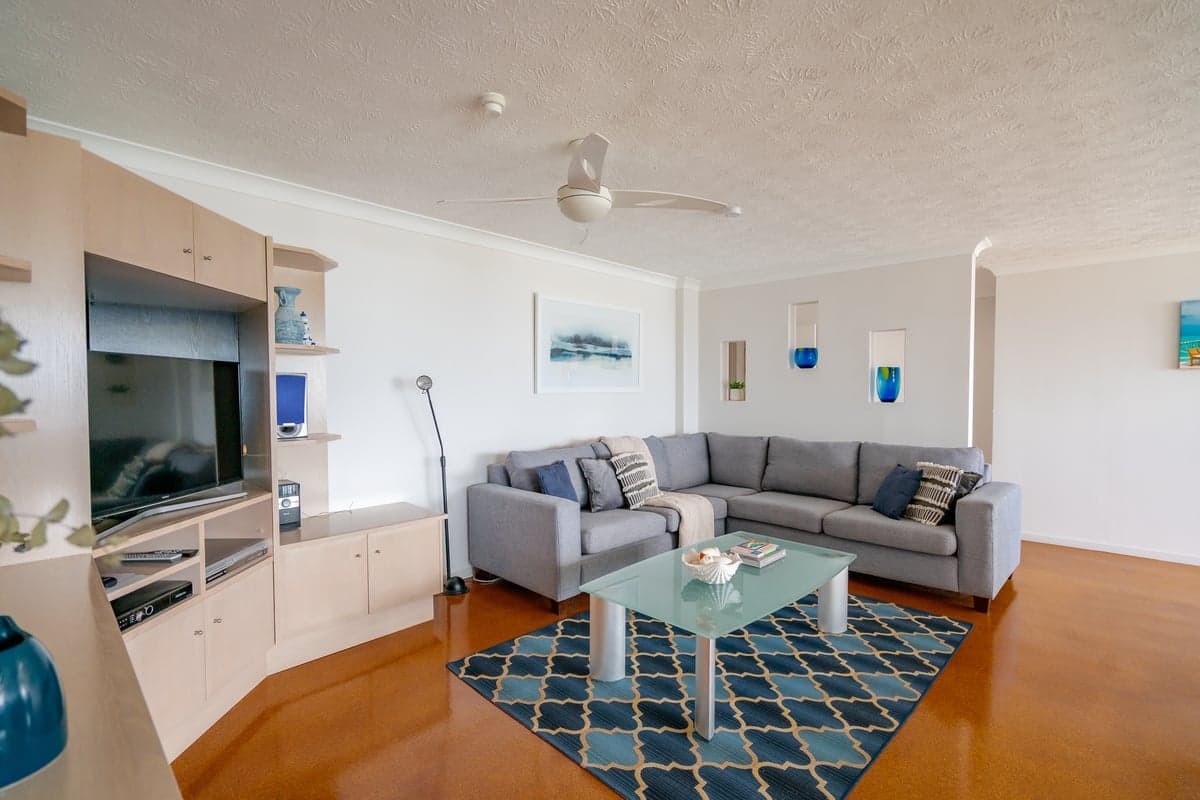Furnished 2 Bedroom Apartment