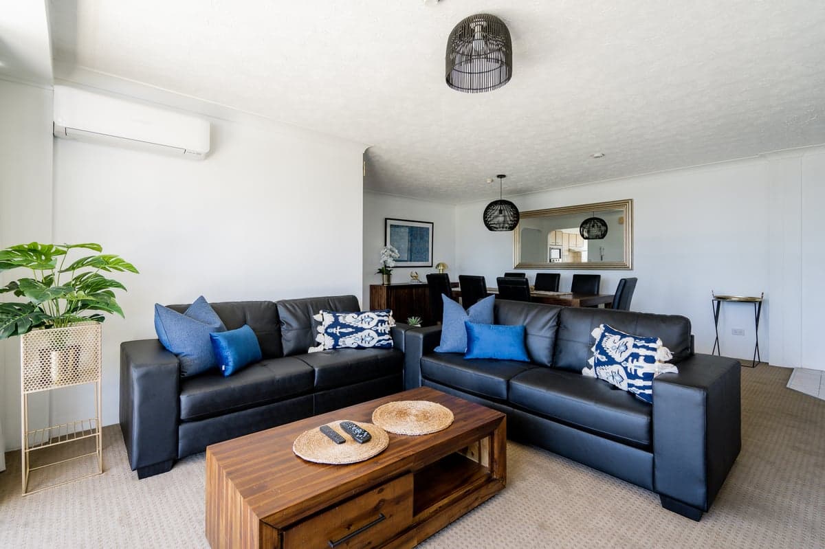 Furnished 2 Bedroom Apartment
