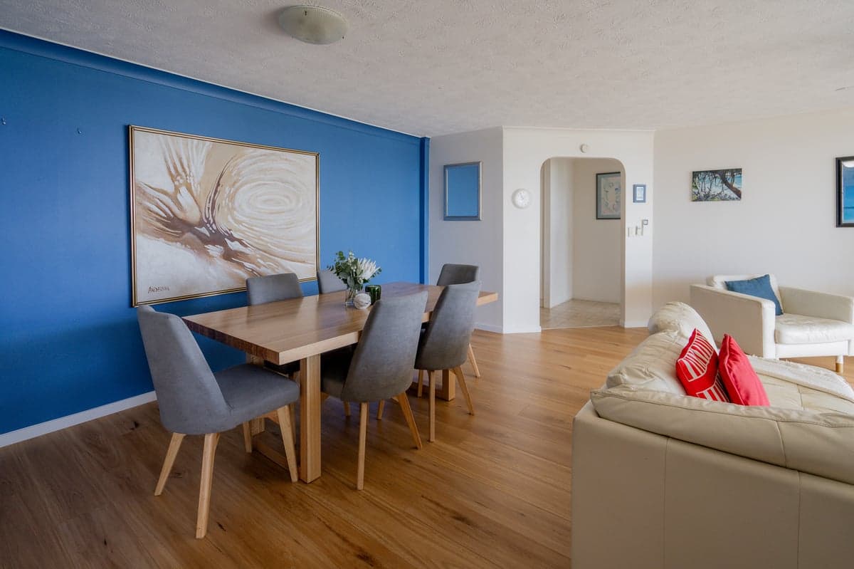 Furnished 2 Bedroom Apartment
