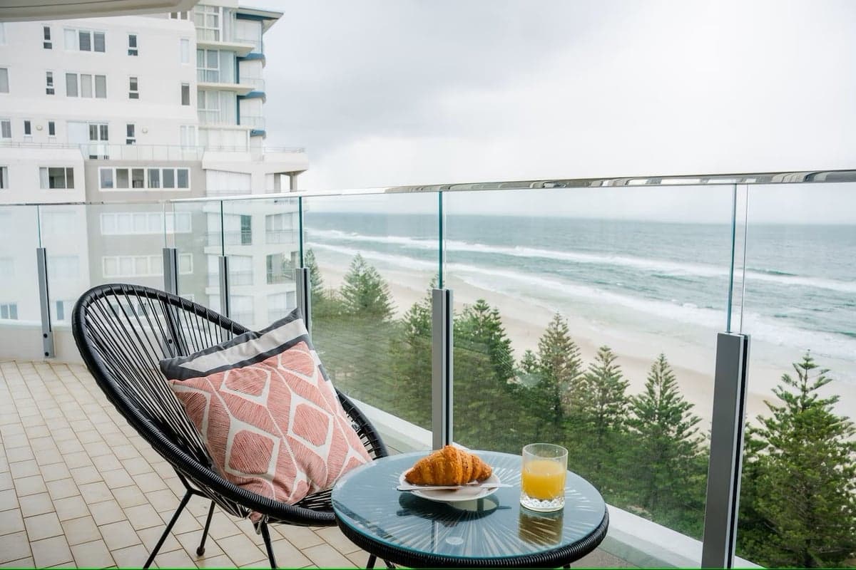 Furnished 2 Bedroom Apartment