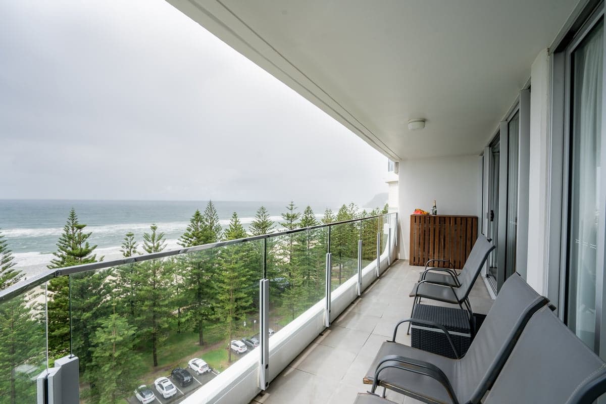 Furnished 2 Bedroom Apartment