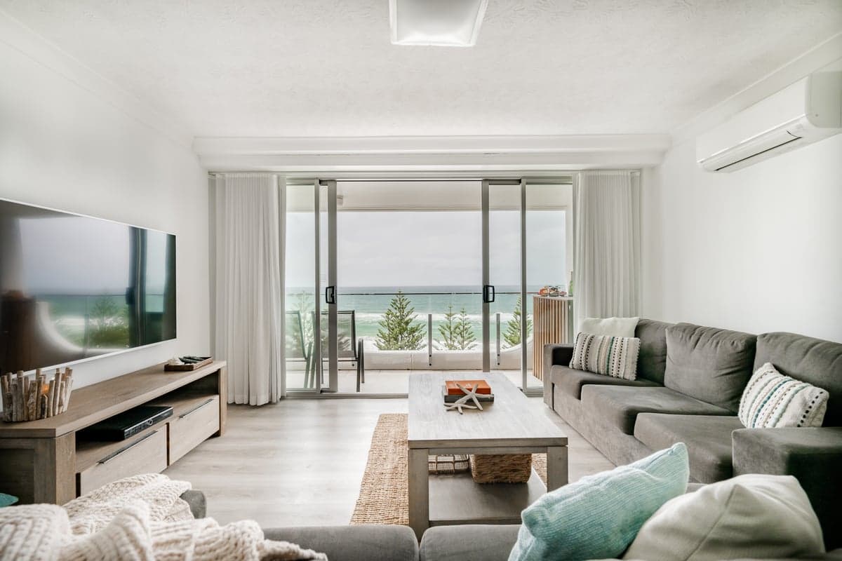 Furnished 2 Bedroom Apartment