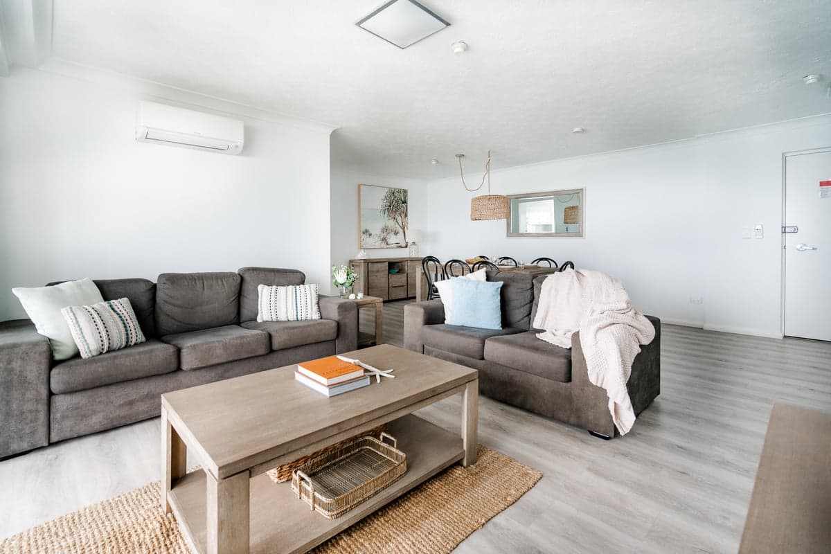 Furnished 2 Bedroom Apartment