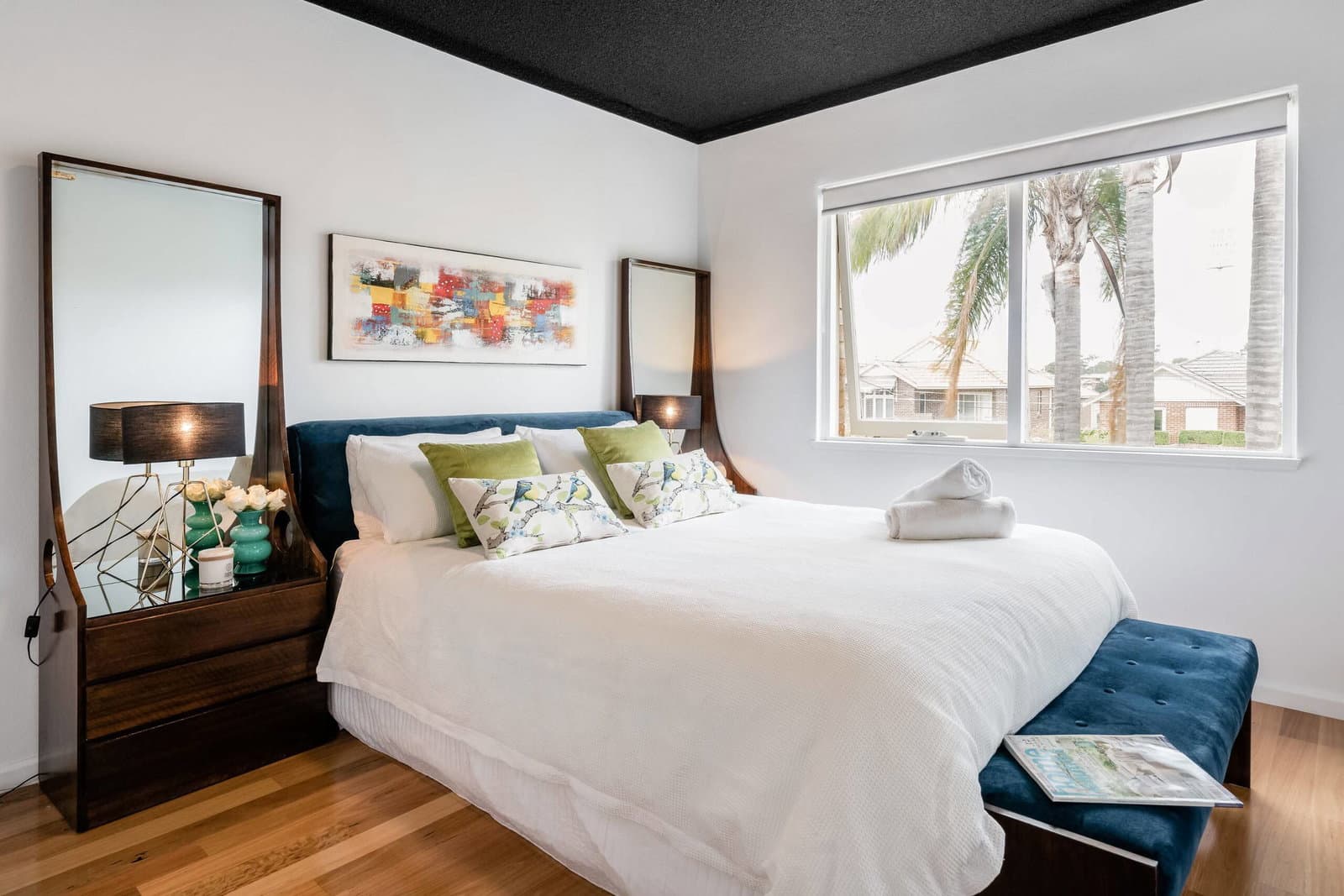 Furnished 2 Bedroom Apartment in Drummoyne