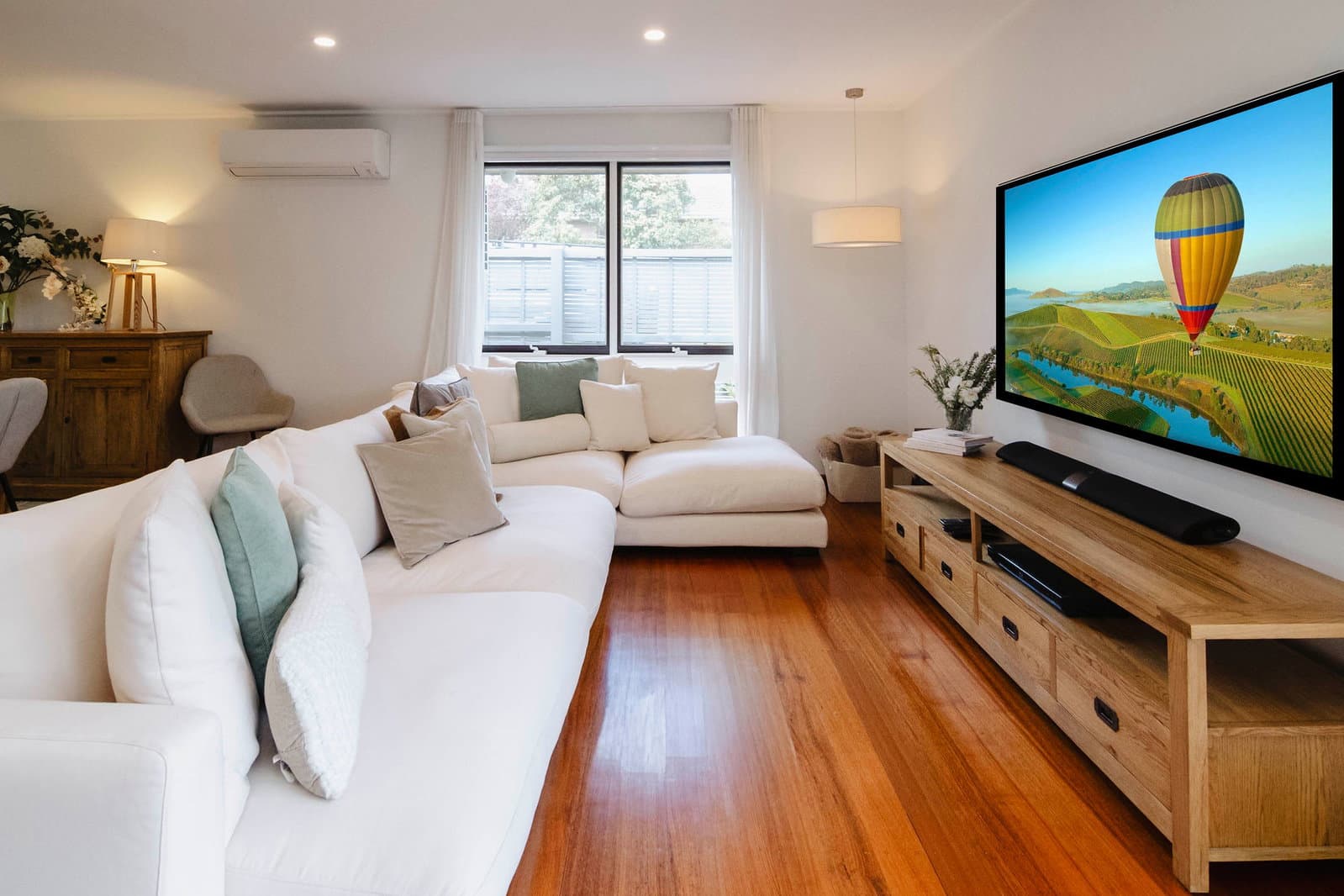 Furnished 4 Bedroom House in Diamond Creek