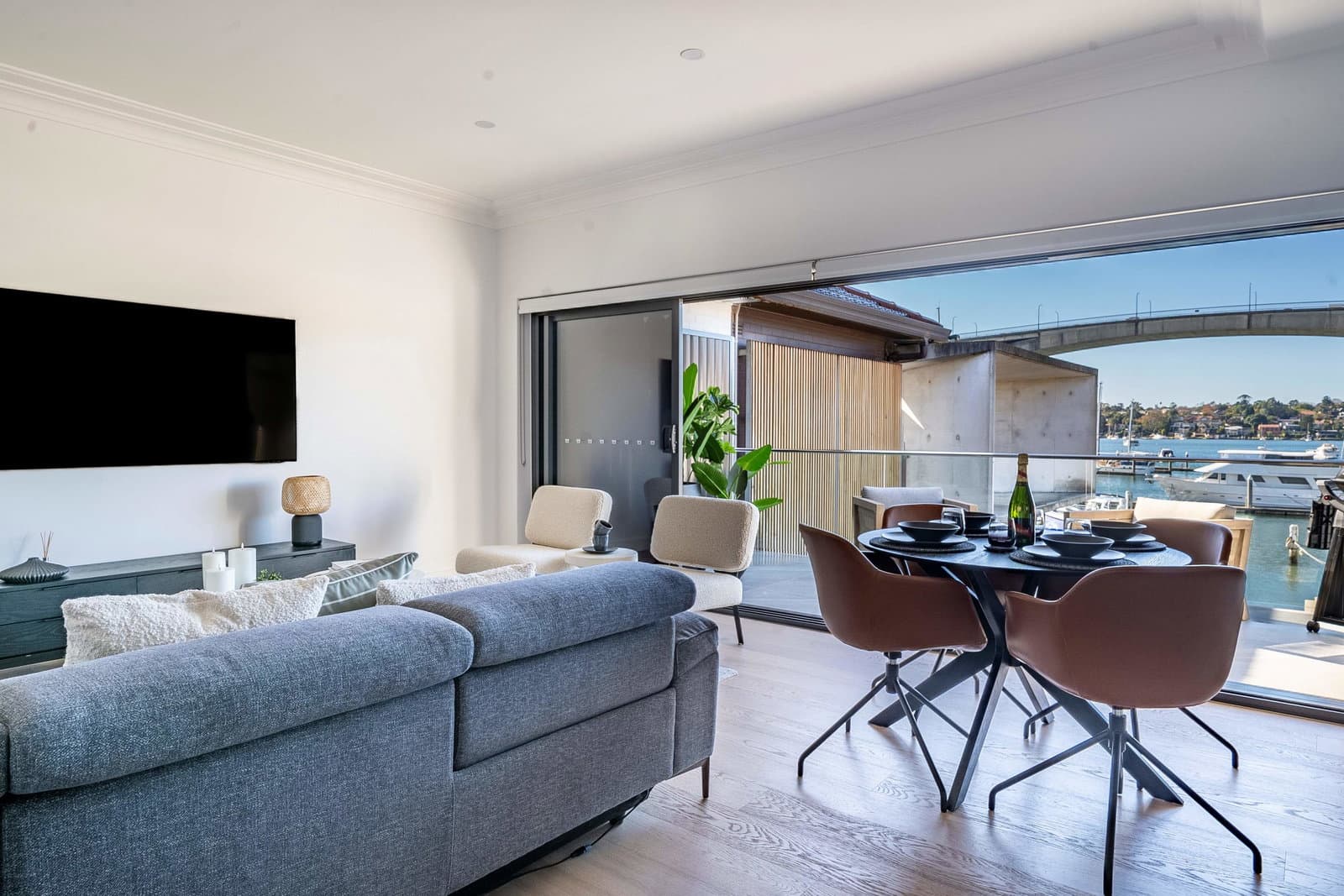 Furnished 2 Bedroom Apartment in Drummoyne