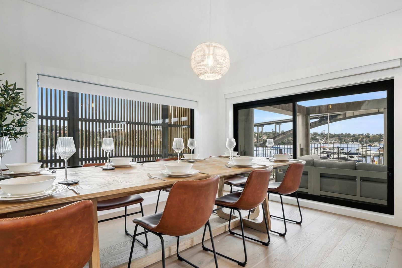 Furnished 4 Bedroom Apartment in Drummoyne